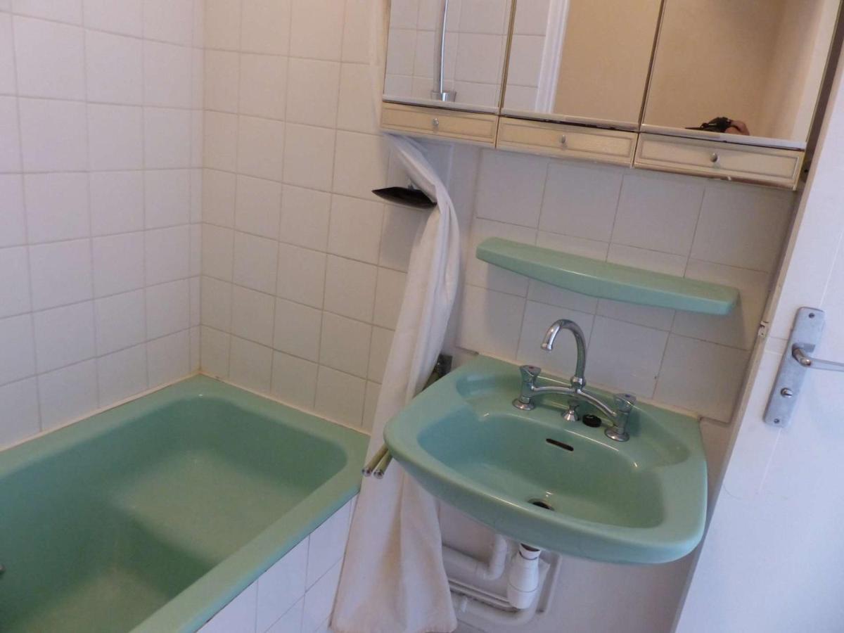 Studio Cosy Avec Tv Et Cuisine Equipee, Bord De Mer Le Lavandou - Fr-1-308-34 Εξωτερικό φωτογραφία